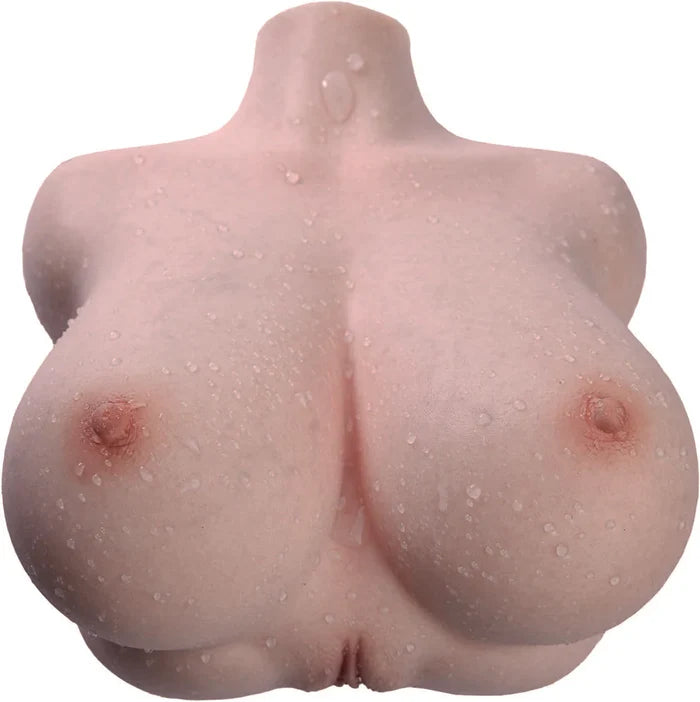 Mia: 18 kg Tits Masturbator En 3D Vaginale- En Anale Kanalen